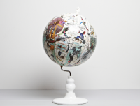 Lundunar Kort East Meets West Globe image